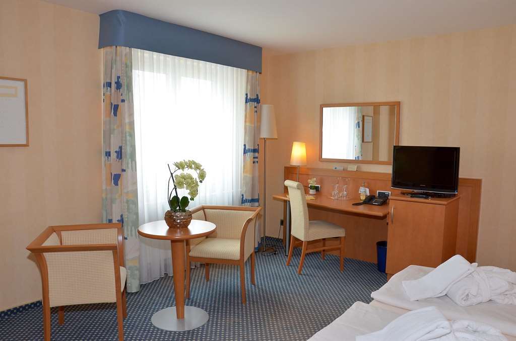 Lavital Sport- & Wellness Hotel Wesendorf Phòng bức ảnh